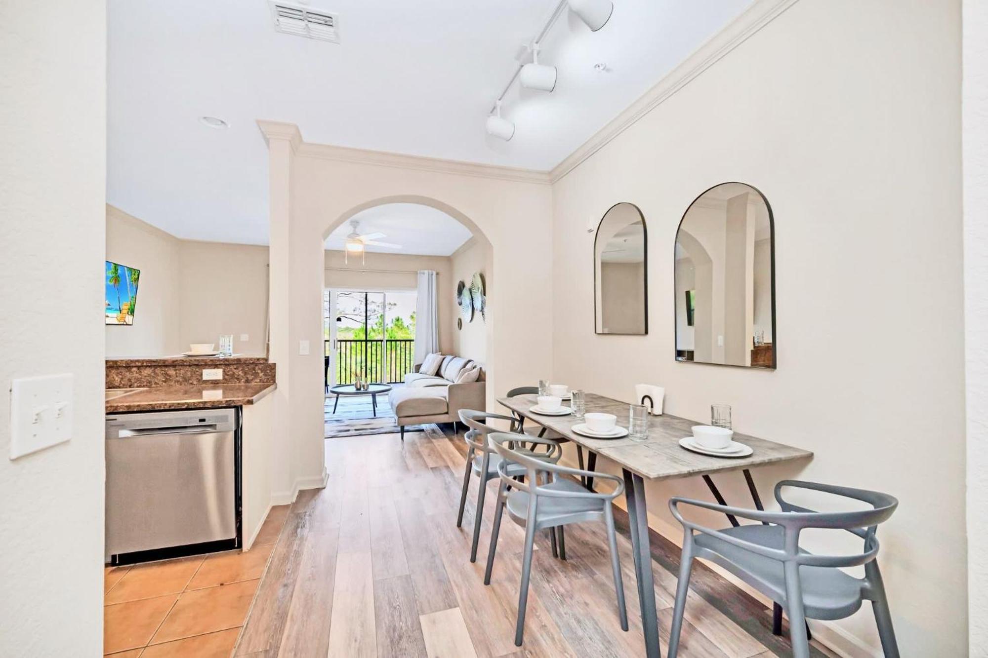 Bright Condo - 2Br With Pool & Hot Tub, Near Disney! Orlando Luaran gambar
